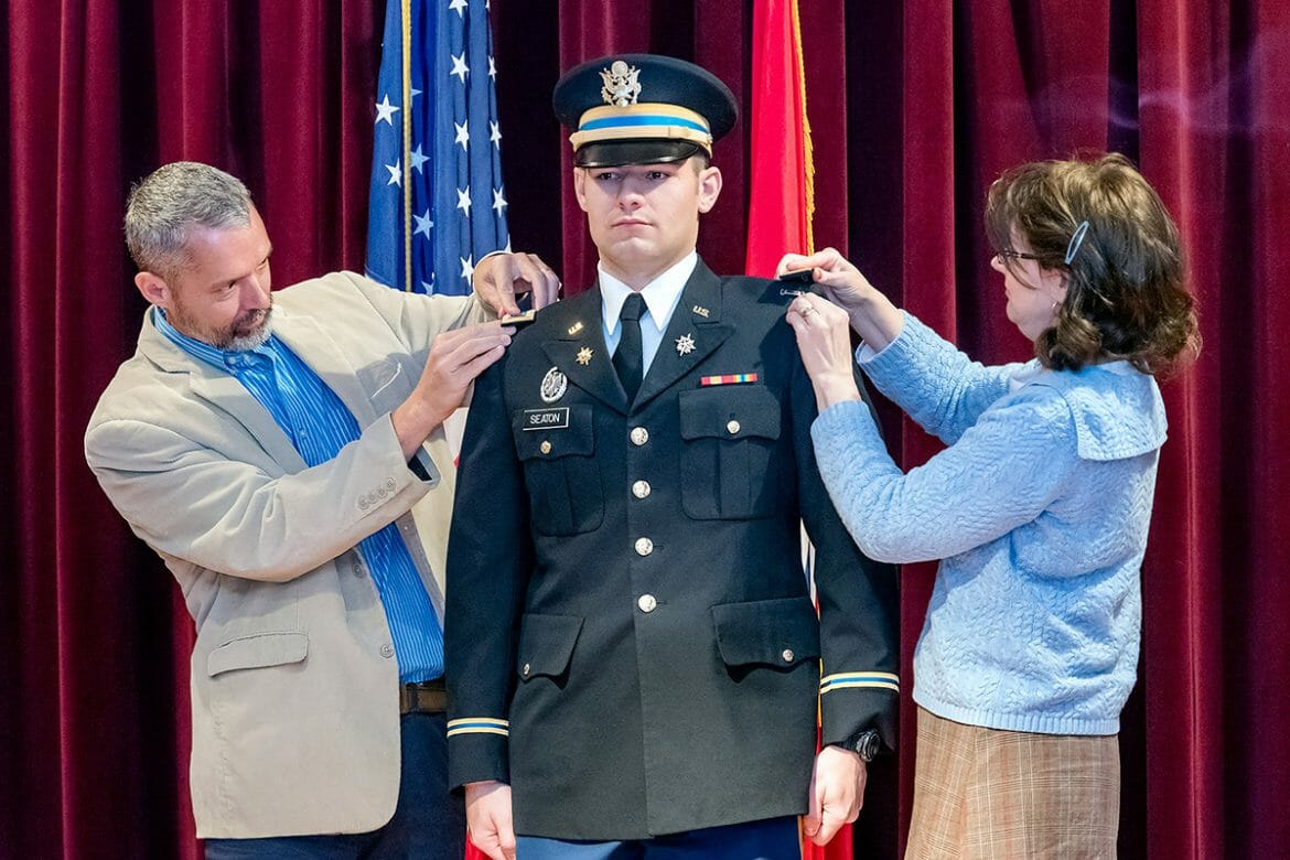 Five MTSU ROTC cadets commissioned as Army second lieutenants – MTSU News