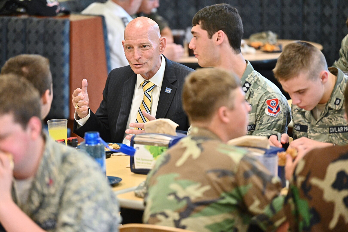 Keith M. Huber, top left, shares advice from his nearly 40-year military career during dinner in McCallie Dining Hall with part of 40 cadets attending the 2019 national E-Tech Engineering Academy at MTSU on Wednesday, June 26. Huber, senior adviser for veterans and leadership initiatives, retired as a U.S. Army lieutenant general. (MTSU photo by J. Intintoli)