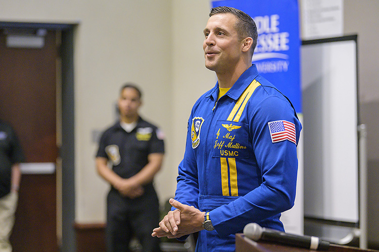 Blue Angels pilot emphasizes team humility, accountability at MTSU talk  [+VIDEO] – MTSU News