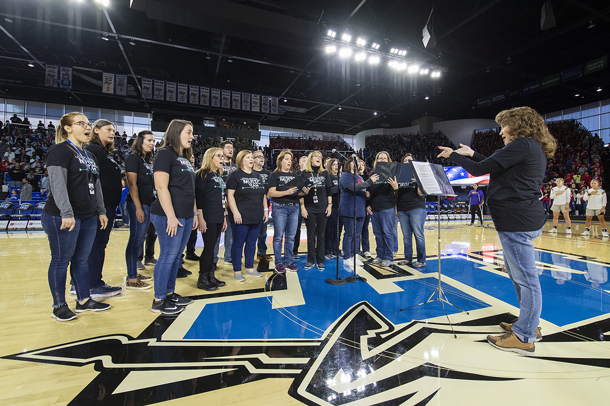 Singers from the Murfreesboro City Schools’ Music Team provided the national anthem before the start of the MTSU-Lipscomb women’s basketball game Wednesday, Dec. 4, in Murphy Center. It marked the 2019 Education Day game for thousands of City Schools’ students. (MTSU photo by Andy Heidt)