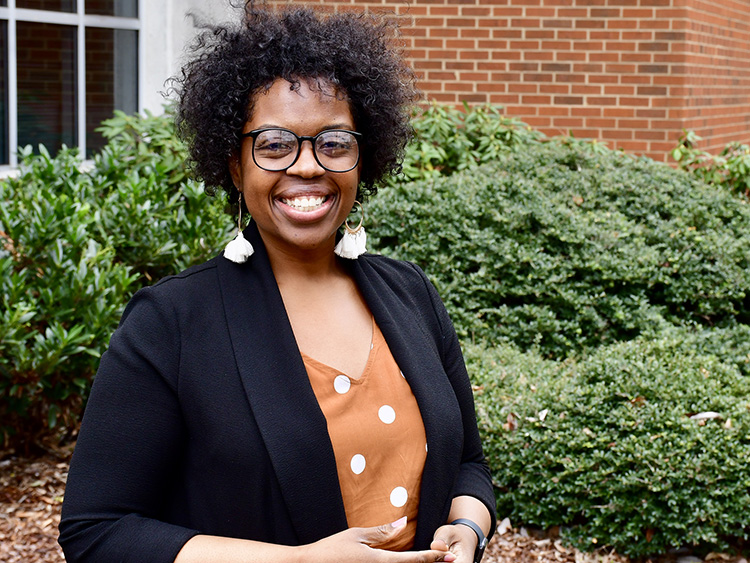 MTSU adult learner Michelle Bradley of Christiana, Tenn., is on track to earn her bachelor’s degree in applied leadership in May through University College’s Adult Degree Completion Program. (MTSU photo by Hunter Patterson)