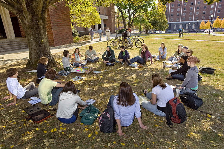 Middle Tennessee State University students study outside on campus on Nov. 6, 2020. (MTSU file photo by J. Intintoli)