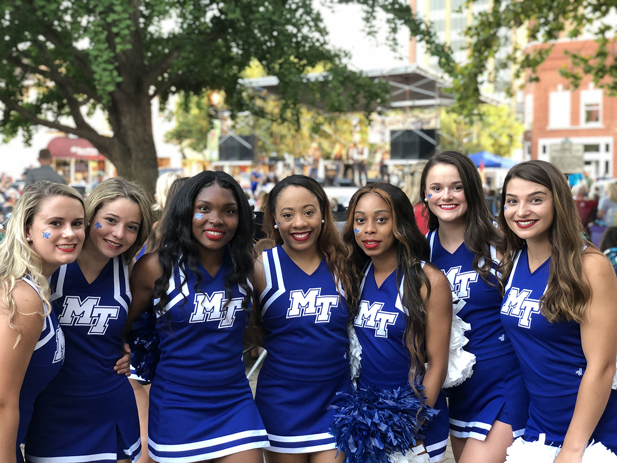 MTSU cheerleaders will be on hand to lead a series of cheers Friday, Sept. 3, as part of the final concert of the year for the free Friday Night Live concert series held on the courtsquare in Murfreesboro, Tenn. MTSU is a co-sponsor of Friday’s concert. (Photo courtesy of Main Street Murfreesboro)