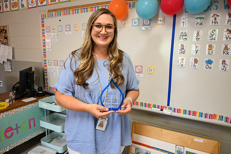 Middle Tennessee State University’s College of Education presented Brooke Singleton, kindergarten teacher at Rock Springs Elementary School, a Mentor Teacher of Excellence Award for her superb mentorship of education students at her classroom in La Vergne, Tenn., on April 29, 2022. (MTSU photo by Stephanie Barrette)