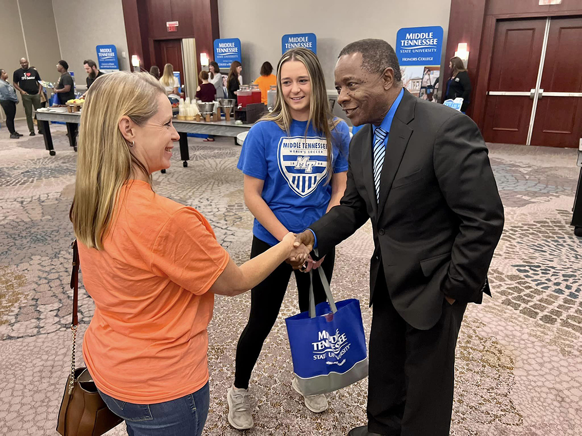 <!-- wp:paragraph -->
<p><strong>MTSU President Sidney A. McPhee, right, chats with a prospective student and mother recently during the university’s True Blue Tour event in Huntsville, Ala., at The Westin Hotel. (MTSU photo by Andrew Oppmann)</strong></p>
<!-- /wp:paragraph -->