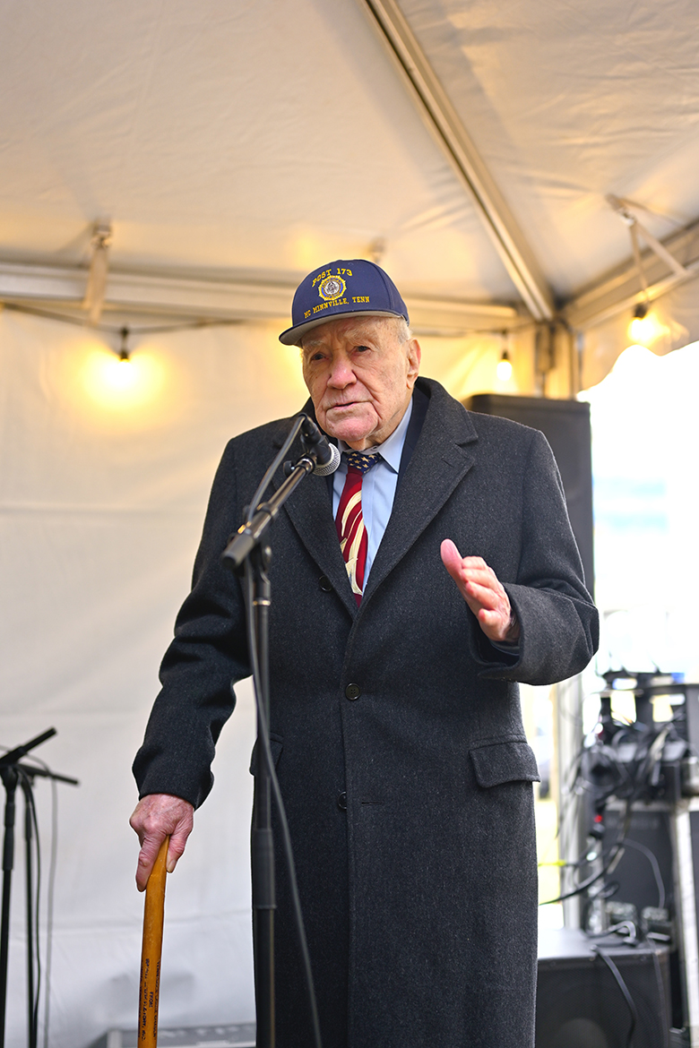 I.V. Hillis Jr., 92, of McMinnville, Tenn., the 2022 Dr. Joe Nunley Jr. Award recipient, shares from his heart after being recognized for the honor following the tailgating picnic outside the Kennon Hall of Fame during the 40th annual Salute to Veterans and Armed Forces game activities. A radio announcer for 35 years with WSMT-AM in Sparta, Tenn., during his working career, Hillis was a U.S. Air Force staff sergeant, air traffic operator and technical sergeant in the Air Force reserves after his discharge. He led veterans’ effort as a member of the Tennessee House of Representatives from 1971-95 and from then until now. (MTSU photo by Cat Curtis Murphy)