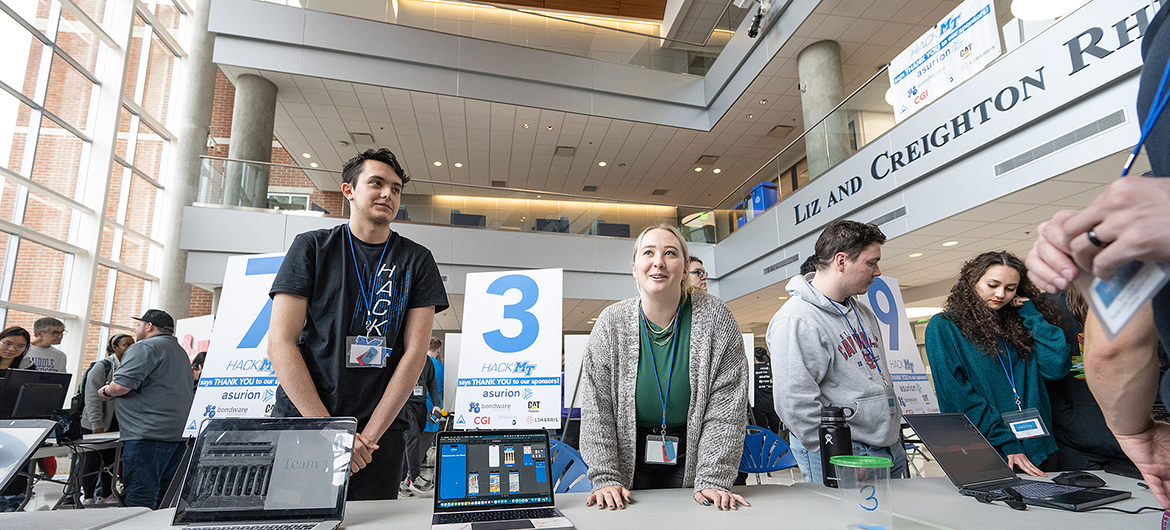 MTSU students create, network to pad resumes during 2023 HackMT