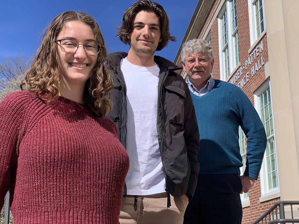 Middle Tennessee State University freshman physics major Ariel Nicastro, left, of Franklin, Tennessee, is shown with former research partner Luke Gormsen and mentor/professor William “Bill” Robertson recently outside the Wiser-Patten Science Hall. A University Honors College Buchanan Fellow, Nicastro was selected to participate in the 10-week Training and Research Experiences in Nonlinear Dynamics, or TREND, summer research program from May to August. (MTSU photo by Randy Weiler)