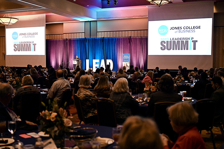Middle Tennessee State University’s 2023 Leadership Summit drew a capacity crowd of 325 attendees Friday, Oct. 20, at Embassy Suites in Murfreesboro, Tenn. The event was hosted by the Jones College of Business and featured keynote speaker, coach and author Jessica Stollings-Holder. (MTSU photo by J. Intintoli)