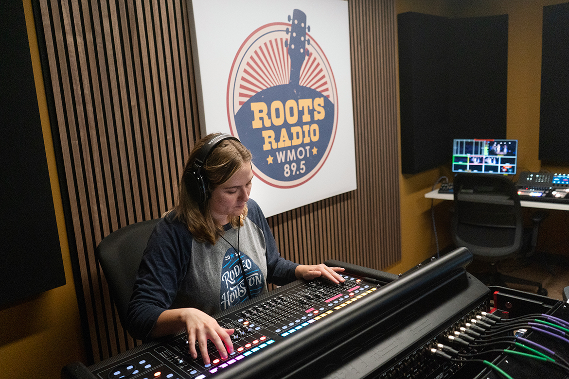 n this undated photo, WMOT-FM Roots Radio 89.5 audio engineer Erika Nalow mixes a session in the station's new satellite studio at the Riverside Revival events venue in East Nashville, Tenn. Nalow is a graduate from Middle Tennessee State University's Recording Arts and Technologies M.F.A. program in the College of Media and Entertainment. (Photo by Val Hoeppner/WMOT)