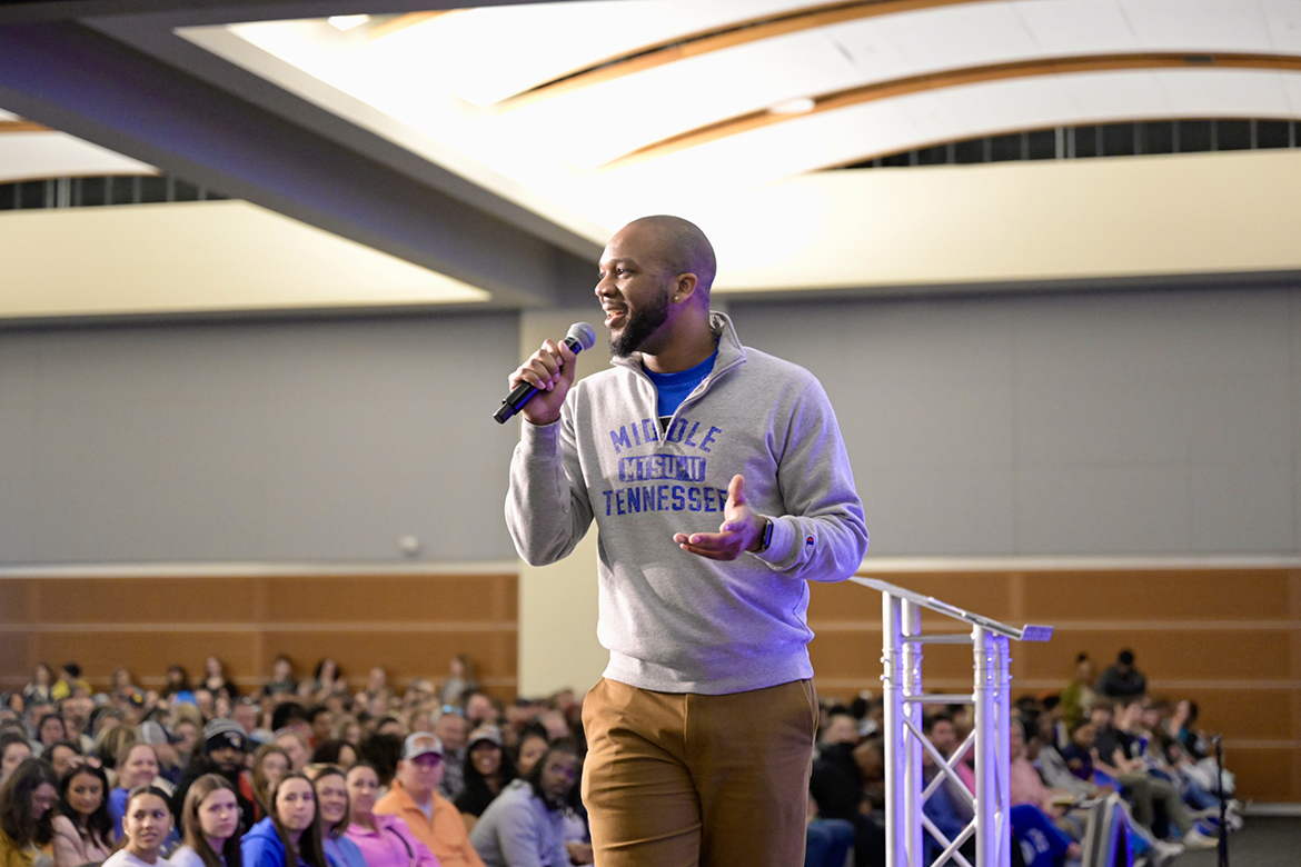 Tony Strode, undergraduate admissions director at Middle Tennessee State University, provides information about the activities planned for the March 2024 True Blue Preview Day on the MTSU campus in Murfreesboro, Tenn. Hundreds of prospective high school and transfer students and their parents are expected to attend free Saturday fall preview days scheduled for Sept. 28 and Nov. 2, with registration available at www.mtsu.edu/rsvp. (MTSU file photo by Cat Curtis Murphy)
