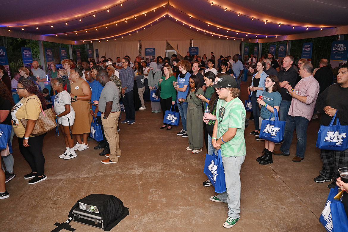 Over 100 prospective Middle Tennessee State University students, most joined by parents, attended the True Blue Tour student recruitment event held Wednesday, Sept. 18, at the Nashville Zoo in Nashville, Tenn. The high schoolers and community college students learned about the more than 300 undergraduate and graduate programs offered at the university, located in Murfreesboro, Tenn., while eight students won a total of $9,500 in scholarships. (MTSU photo by James Cessna)