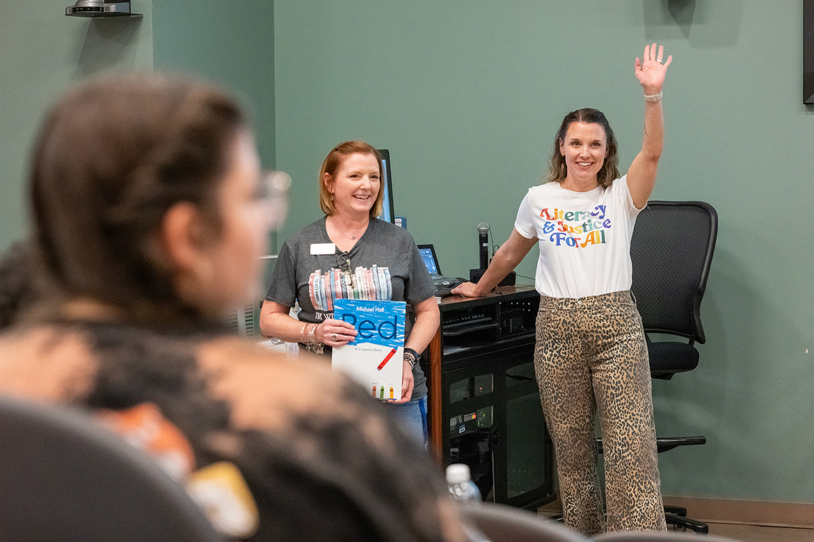 Middle Tennessee State University education faculty members Bonnie Barksdale, center left, and Katie Schrodt, right, engage attendees “Let Freedom READ” book banning awareness event held Wednesday, Sep. 25, at the College of Education Building in Murfreesboro, Tenn. (MTSU photo by Cat Curtis Murphy)