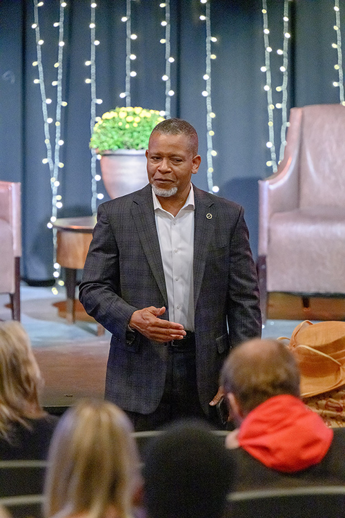 Motivational speaker, consultant and author Isaac Ford Jr. interacts with the audience as guest speaker for “A Conversation on Resilience and Perseverance” hosted Oct. 9 by Middle Tennessee State University Office of Intercultural and Diversity Affairs in the Keathley University Theater on campus in Murfreesboro, Tenn. (MTSU photo by Cat Curtis Murphy)