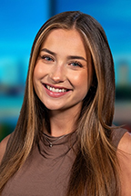 Sarah Oppmann, a 2023 jMTSU ournalism/theatre alumna who’s now a multiskilled journalist at NBC affiliate WBIR-TV