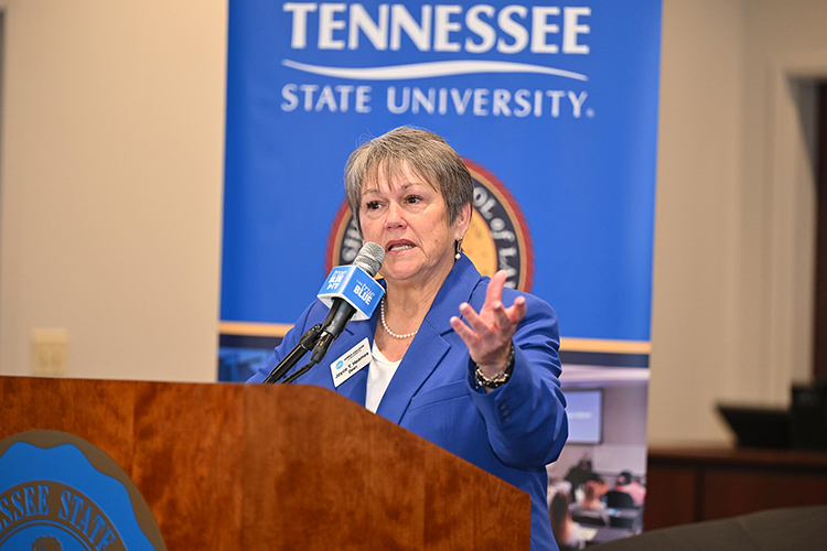 Joyce Heames, dean of the Jennings A. Jones College of Business at Middle Tennessee State University, speaks Tuesday, Nov. 19, on the Nashville School of Law campus in Nashville, Tenn., about her college’s role in a partnership with the law school in which a new MTSU master’s degree in legal studies will be taught in part by NSL faculty, with most classes available online or on the NSL campus. (MTSU photo by James Cessna)