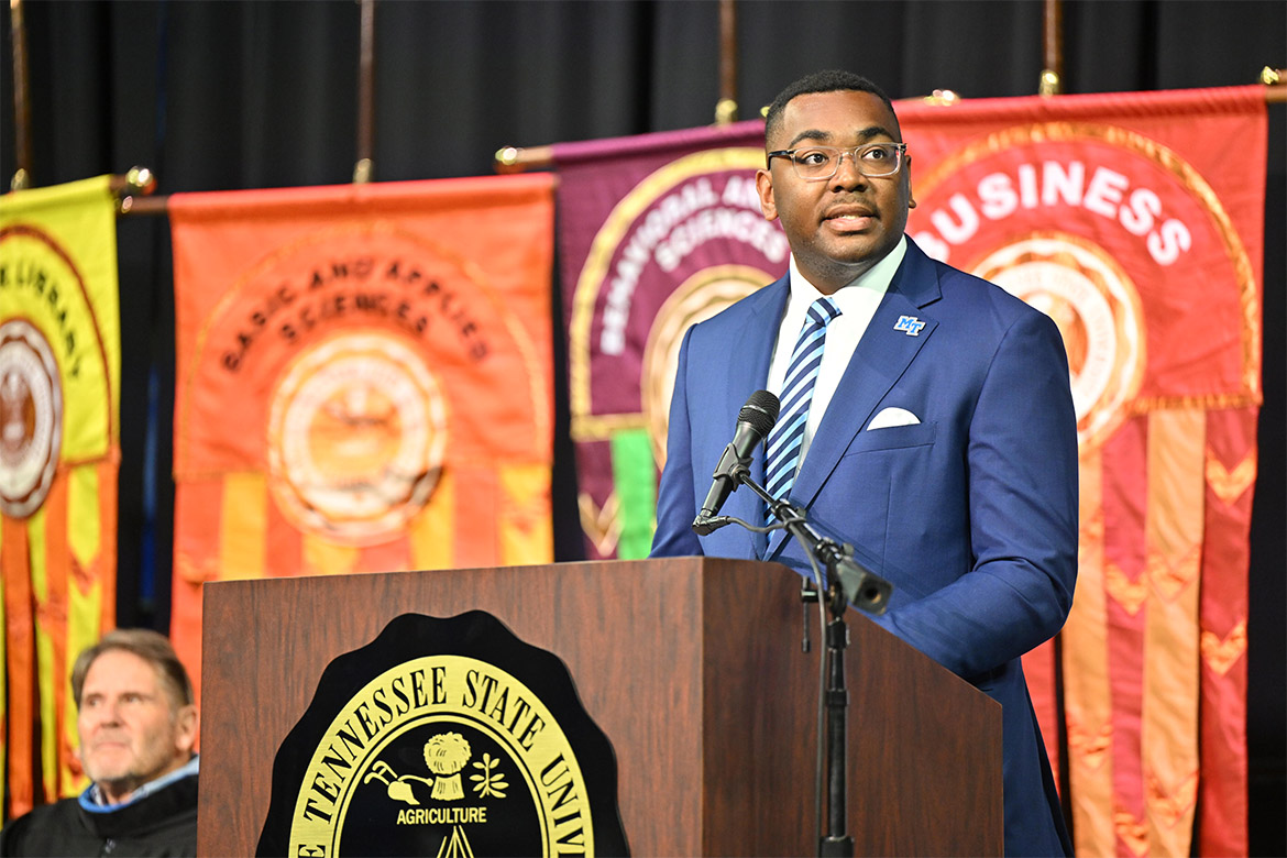 Middle Tennessee State University Student Government Association President R.J. Ware leads the recitation of the True Blue Pledge at the 24th annual University Convocation held Saturday, Aug. 23, in Murphy Center in Murfreesboro, Tenn.