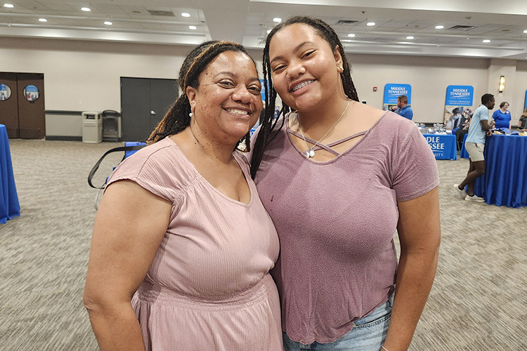 From left, mother and daughter Kelly and Simone Savage attend Middle Tennessee State University’s True Blue Tour student recruitment stop on Thursday, Sept. 18, at the Leslie Town Centre in Cookeville, Tenn. (MTSU photo by Jimmy Hart)