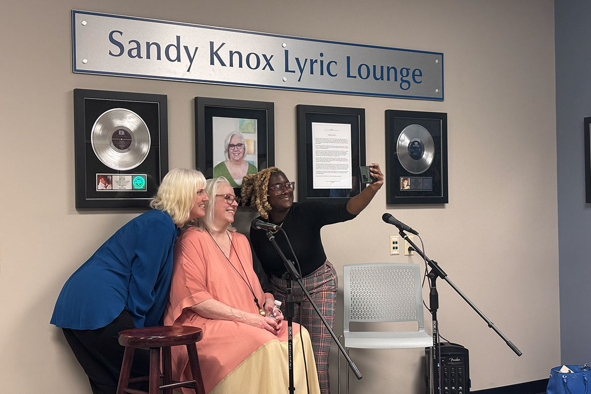 Grammy-nominated songwriter Sandy Knox, center, and Beverly Keel, left, dean of the Scott Borchetta College of Media and Entertainment at Middle Tennessee State University in Murfreesboro, Tenn., pose for a selfie with student DeAsia Powell after a Q&A session with the acclaimed songwriter Tuesday, Sept. 30, 2025, in her namesake Sandy Knox Lyric Lounge in the Recording Industry Department’s Songwriting Center inside the Miller Education Center on campus in Murfreesboro, Tenn. (MTSU photo by Stacey Tadlock)