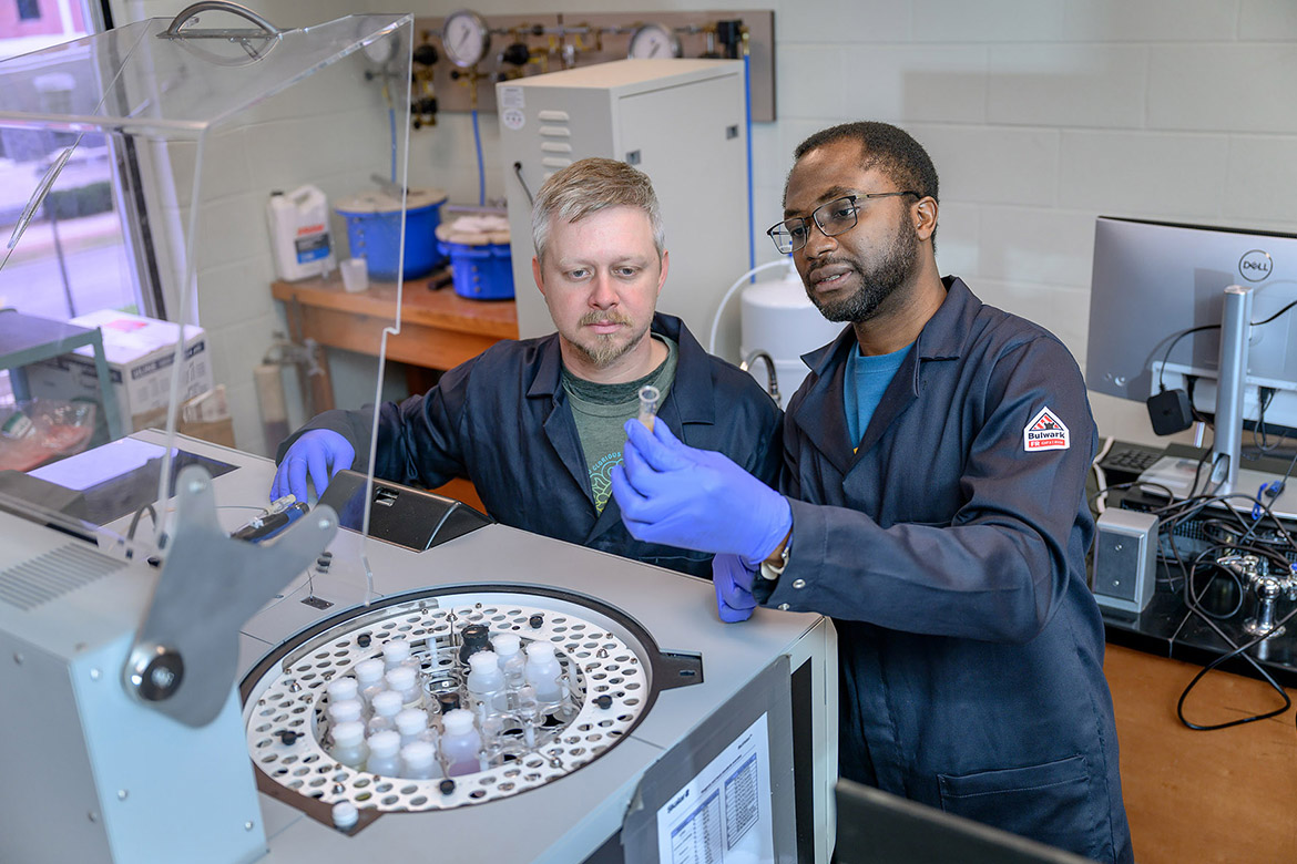 Samuel Haruna, right, associate professor of soil science in the School of Agriculture at Middle Tennessee State University in Murfreesboro, Tenn., works with graduate research assistant Ben Shults of Murfreesboro in the Stark Agribusiness and Agriscience Center on campus. Haruna has been named the 2026 recipient of the prestigious John Pleas Faculty Award, recognizing his excellence in teaching, research and service. (MTSU photo by J. Intintoli)