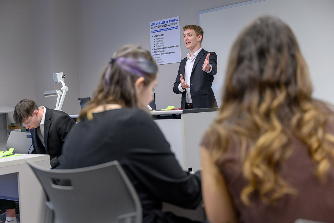 Competitors in the International Public Debate Team National Championships and Convention, hosted April 10-13 by Middle Tennessee State University on campus in Murfreesboro, Tenn., assemble in a classroom. MTSU’s Blue Raider Debate Team hosted 54 colleges and over 400 students for the four-day debate competition. (MTSU photo by J. Intintoli)