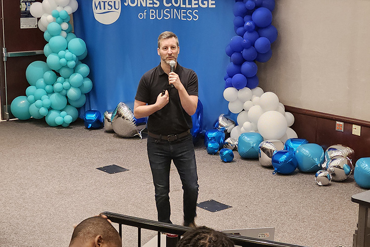 Colin Ryan, keynote speaker for Middle Tennessee State University’s Tennessee Financial Literacy Month, shares personal finance tips with students during his keynote remarks April 15 at the Business and Aerospace Building’s State Farm Room on campus in Murfreesboro, Tenn. (MTSU photo by Jimmy Hart)