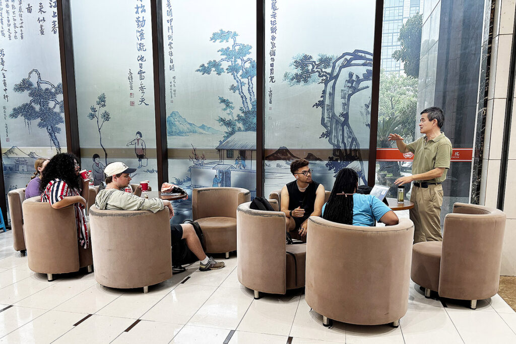 Jun Da, professor of linguistics and Chinese at Middle Tennessee State University in Murfreesboro, Tenn., at right, leads a discussion with students participating in the university's faculty-led study abroad program in China this summer. The program combined classroom instruction with visits to historical landmarks, museums, technology companies and local communities in Hangzhou and Shanghai. (Submitted photo)