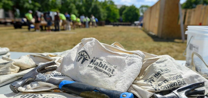 At Habitat for Humanity’s panel build job site on the Student Union Commons at Middle Tennessee State University in Murfreesboro, Tenn., a table of hammers, work aprons and other construction equipment greets student volunteers. The annual panel build on Thursday, Oct. 1, 2026, offered students the opportunity to help build a house alongside seasoned volunteers without ever leaving campus. (MTSU photo by J. Intintoli)